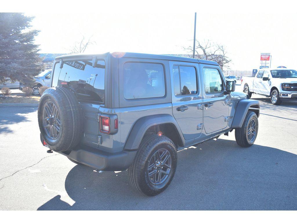 new 2025 Jeep Wrangler car, priced at $39,500