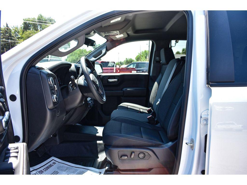 new 2024 GMC Sierra 1500 car, priced at $43,500
