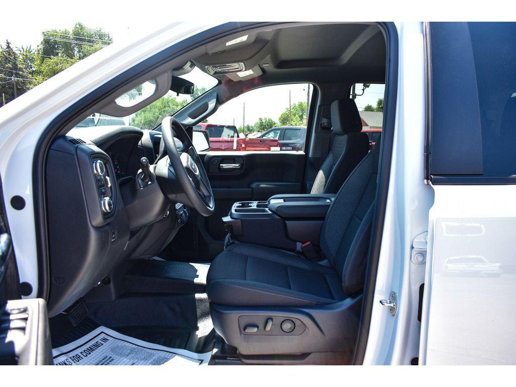 new 2024 GMC Sierra 1500 car, priced at $43,500