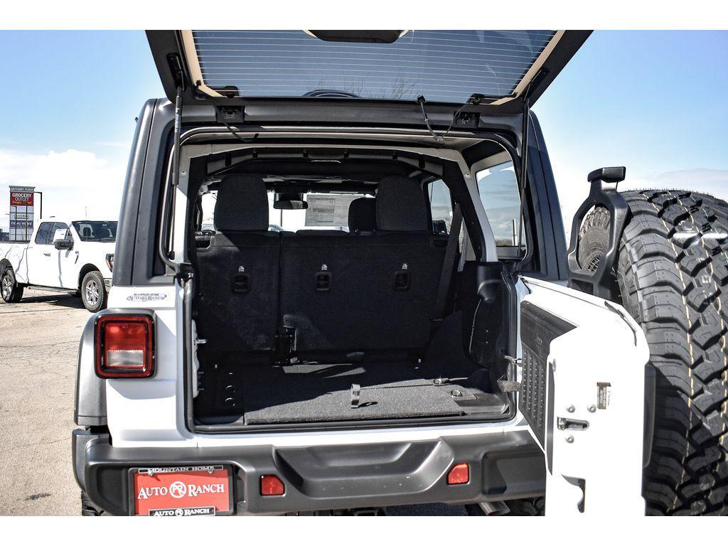 new 2025 Jeep Wrangler car, priced at $46,000