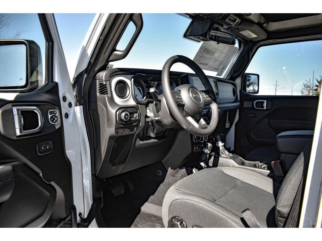 new 2025 Jeep Wrangler car, priced at $46,000