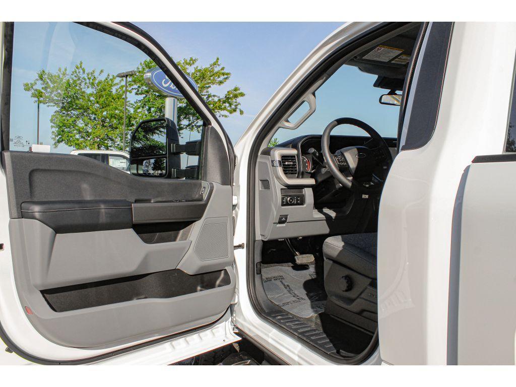 new 2025 Ford F-350 car, priced at $49,500