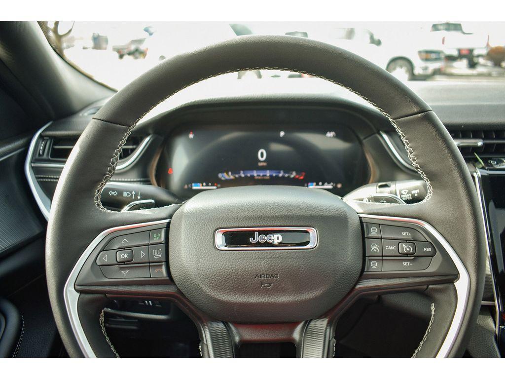 new 2025 Jeep Grand Cherokee L car, priced at $41,000