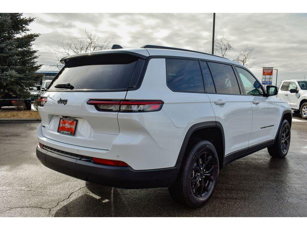 new 2025 Jeep Grand Cherokee L car, priced at $41,000