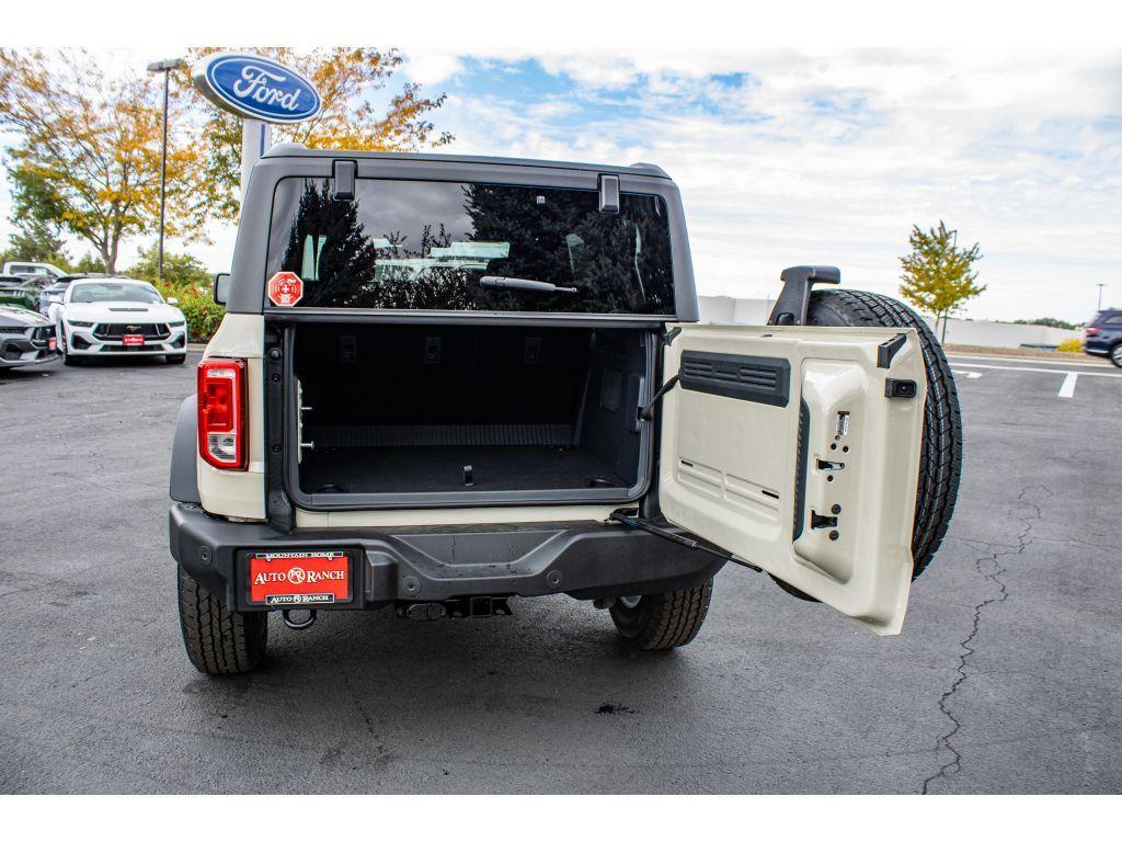 new 2025 Ford Bronco car, priced at $43,449