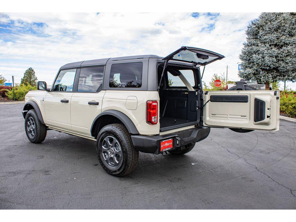 new 2025 Ford Bronco car, priced at $43,449