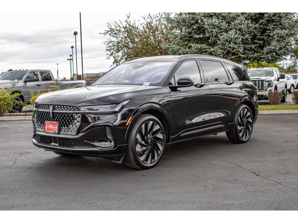 new 2025 Lincoln Nautilus car, priced at $67,449