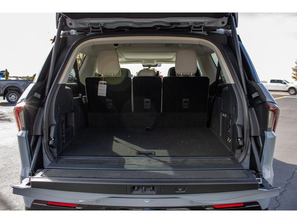 new 2025 Lincoln Navigator L car, priced at $101,949