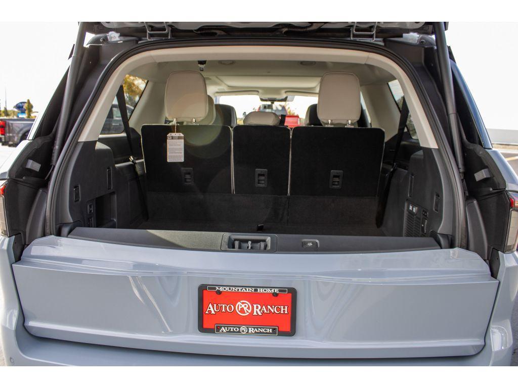 new 2025 Lincoln Navigator L car, priced at $101,949