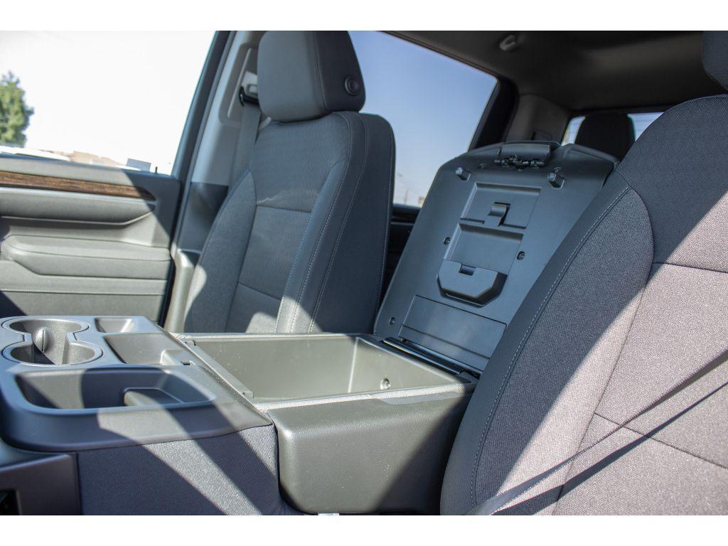 new 2025 GMC Sierra 2500 car, priced at $62,000