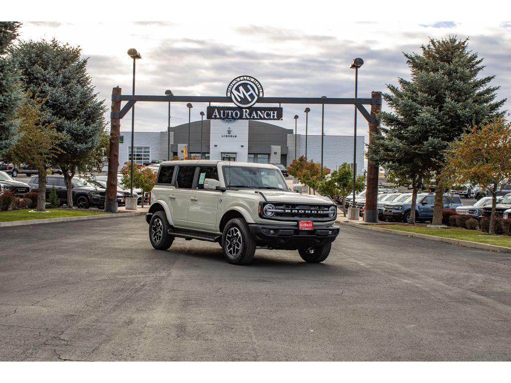 new 2025 Ford Bronco car, priced at $51,449