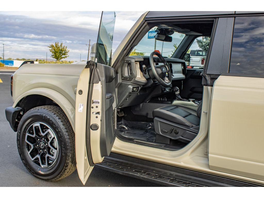 new 2025 Ford Bronco car, priced at $51,449