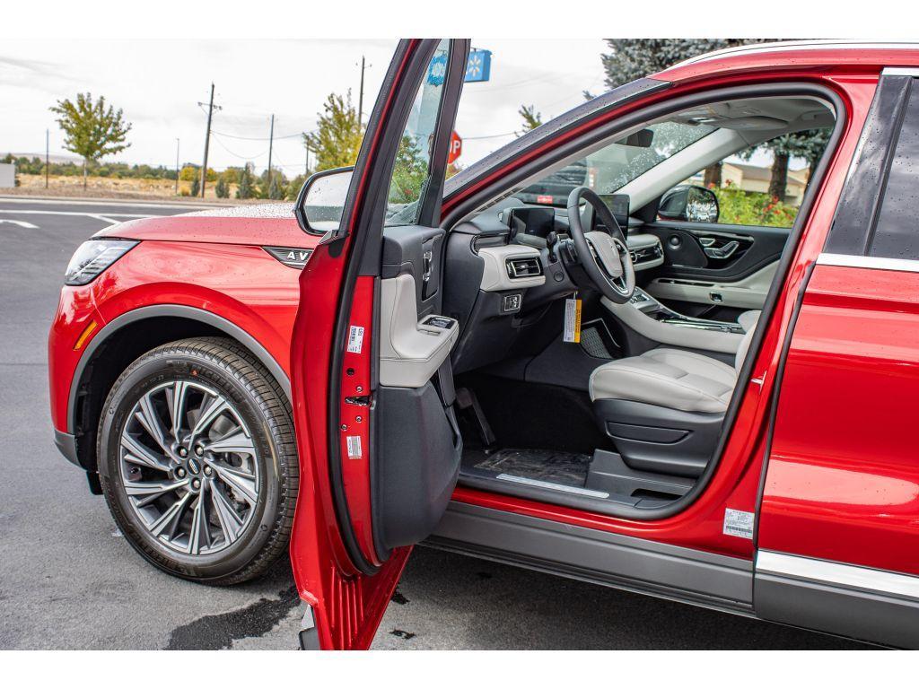 new 2025 Lincoln Aviator car, priced at $59,500