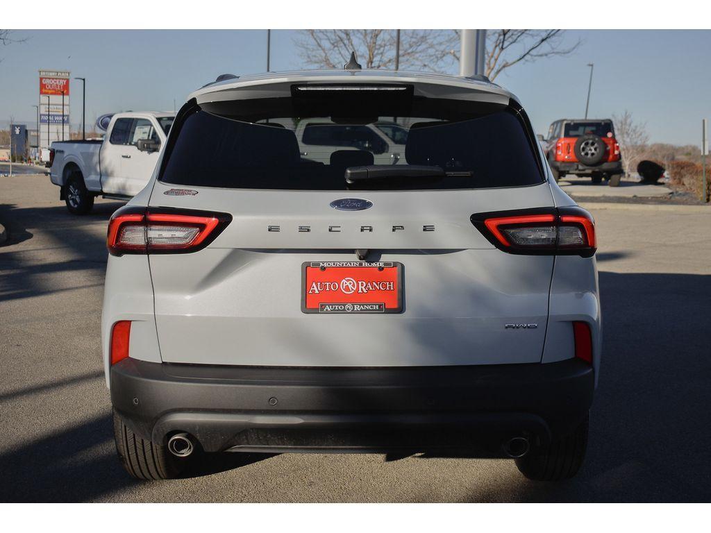 new 2025 Ford Escape car, priced at $31,500