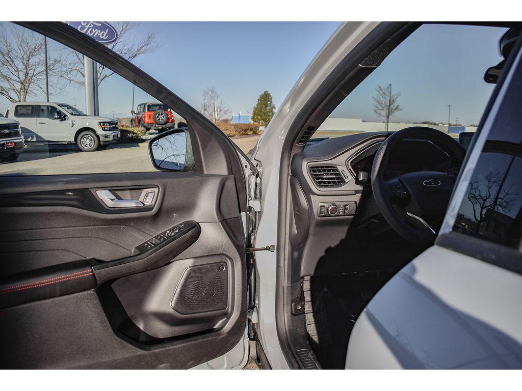 new 2025 Ford Escape car, priced at $31,500