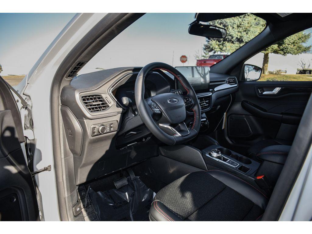 new 2025 Ford Escape car, priced at $31,500