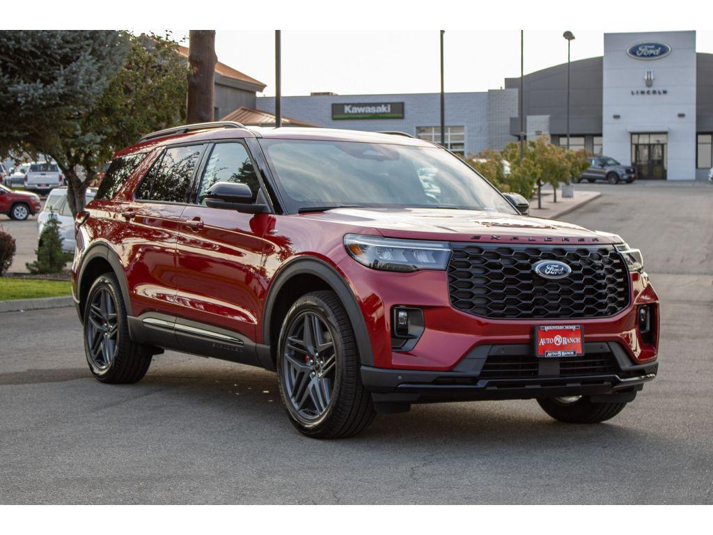 new 2025 Ford Explorer car, priced at $47,500
