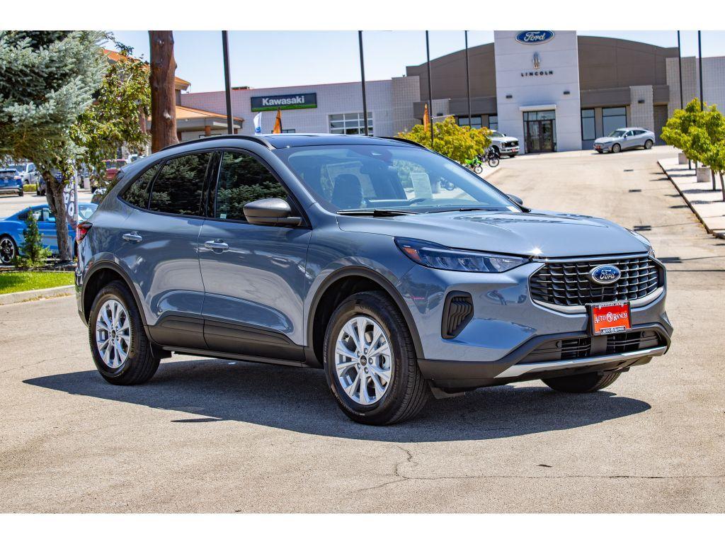 new 2025 Ford Escape car, priced at $29,500