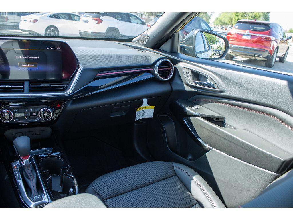 new 2025 Chevrolet Trax car, priced at $27,000