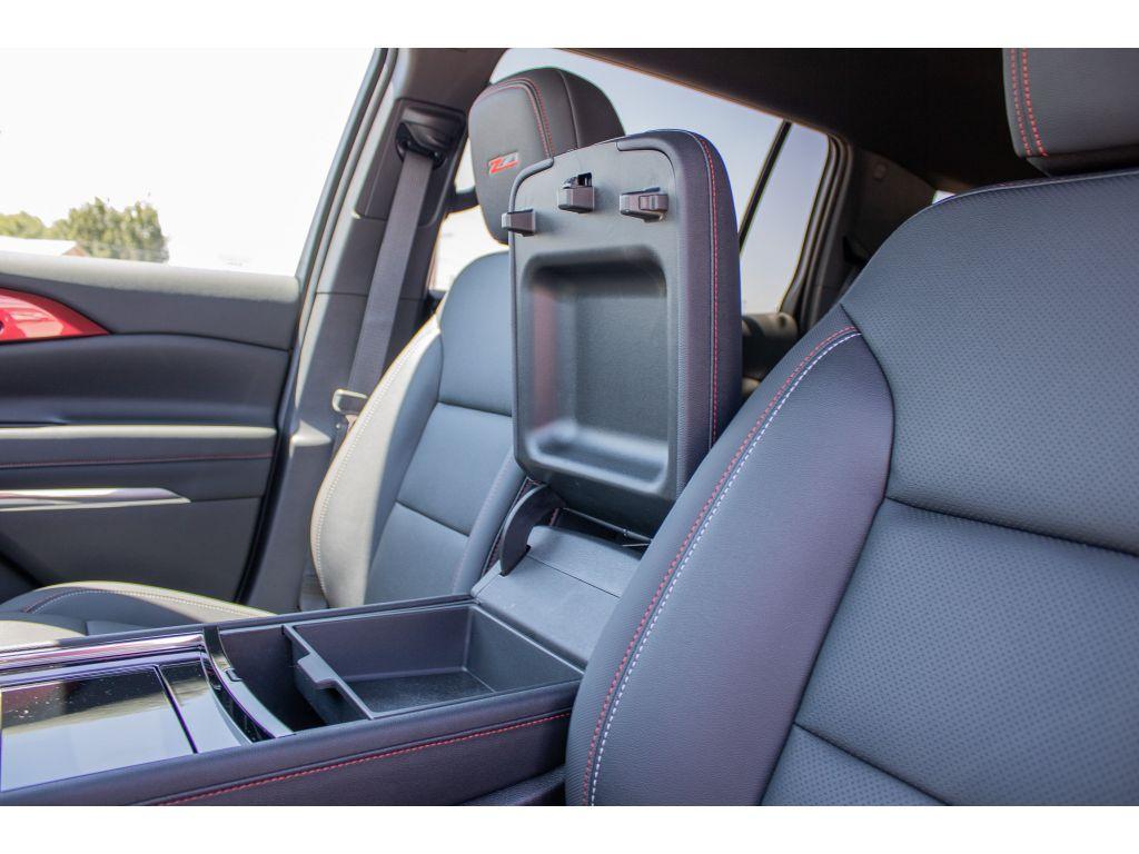 new 2025 Chevrolet Traverse car, priced at $54,000