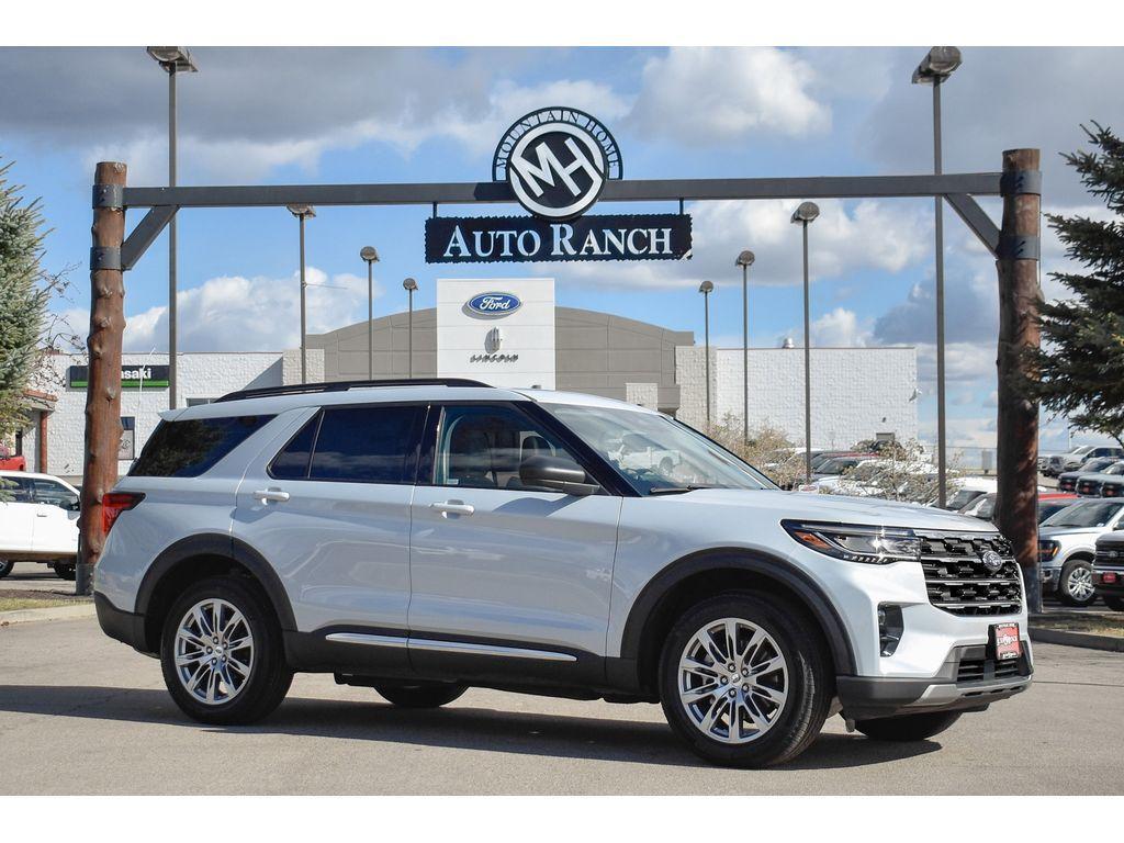 new 2025 Ford Explorer car, priced at $45,000