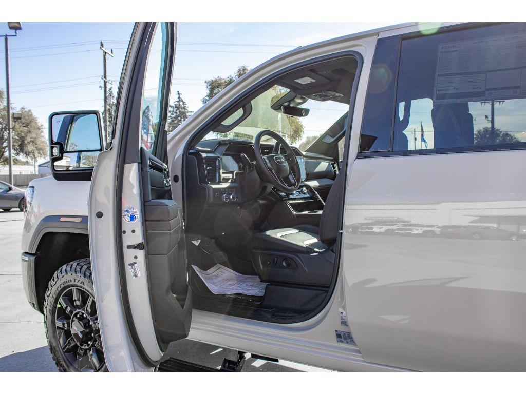 new 2026 GMC Sierra 2500 car, priced at $87,499