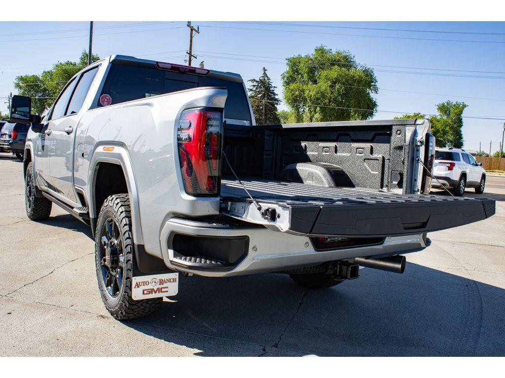 new 2025 GMC Sierra 2500 car, priced at $84,000