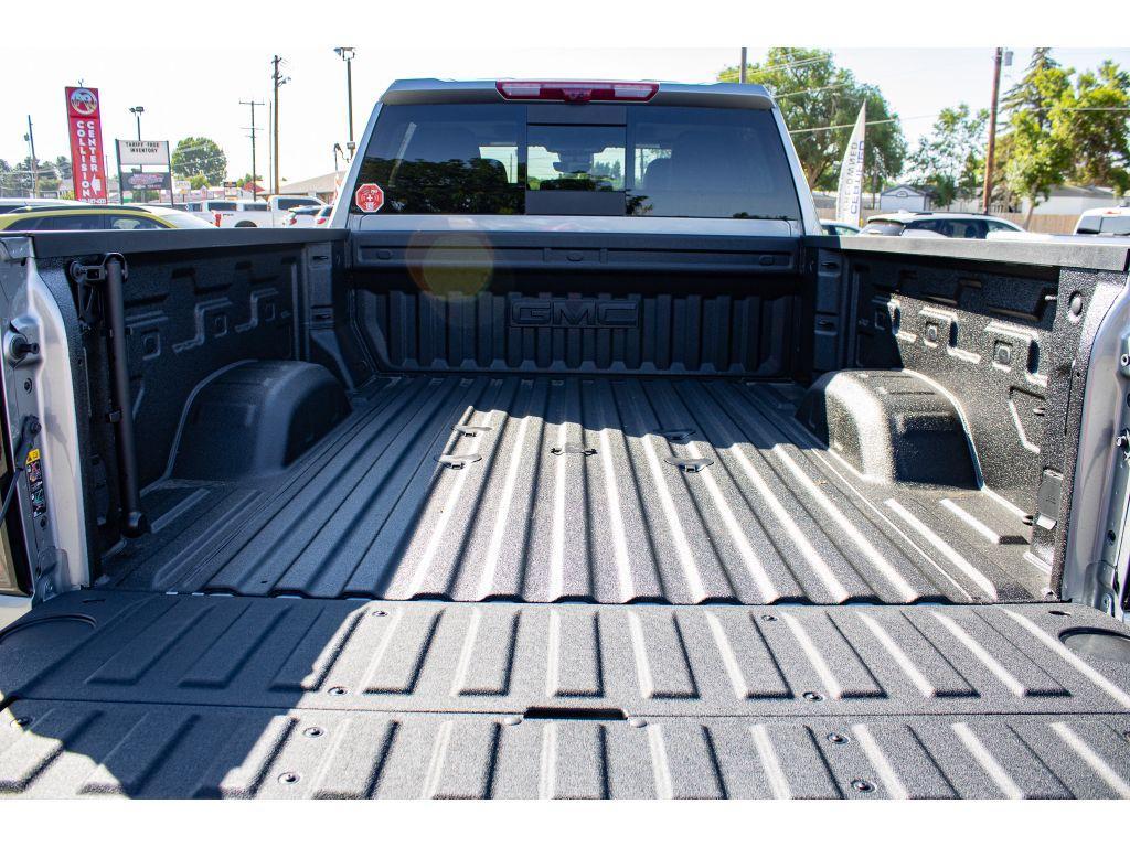 new 2025 GMC Sierra 2500 car, priced at $84,000