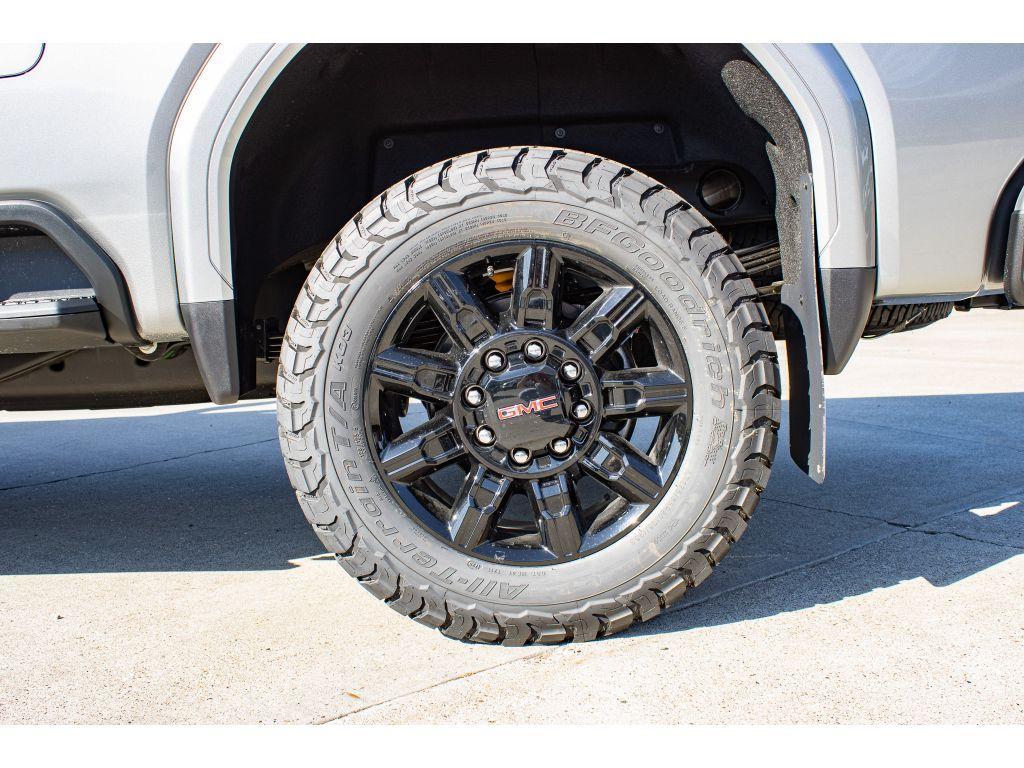 new 2025 GMC Sierra 2500 car, priced at $84,000