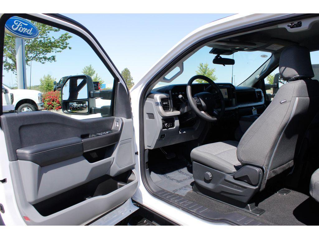 new 2025 Ford F-350 car, priced at $56,500