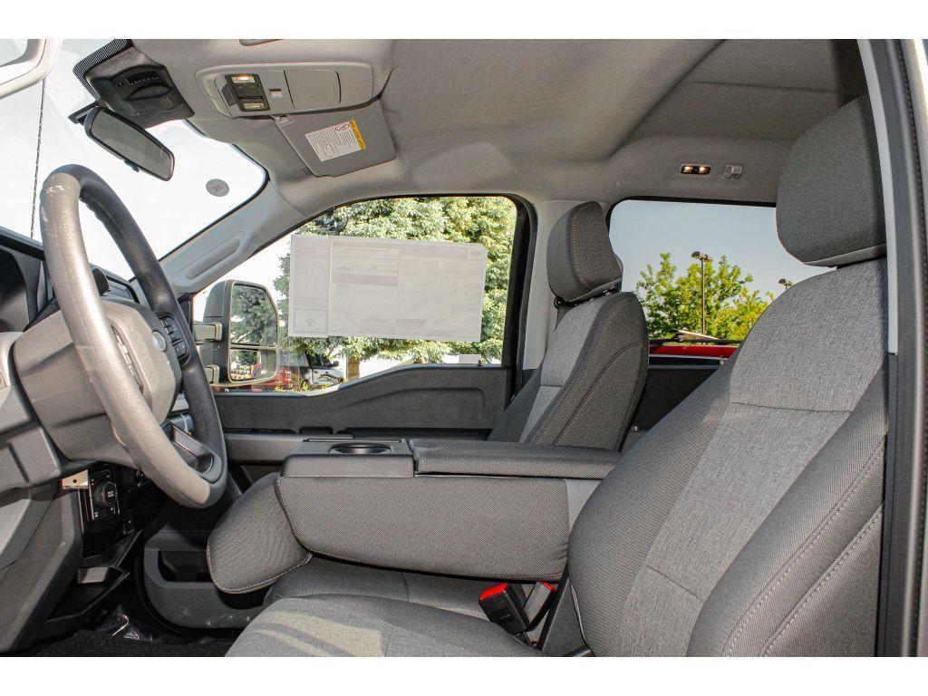new 2025 Ford F-250 car, priced at $63,000