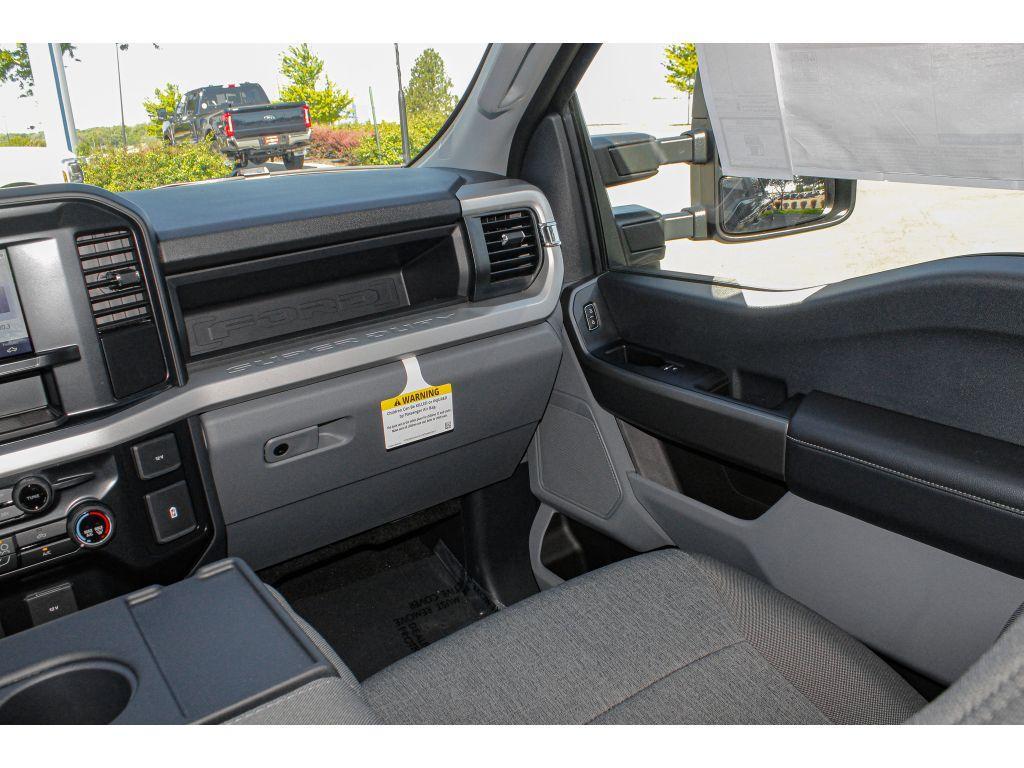 new 2025 Ford F-250 car, priced at $63,000