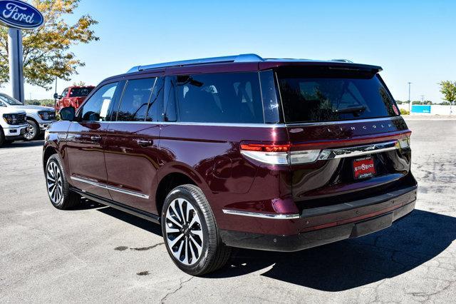 new 2024 Lincoln Navigator L car