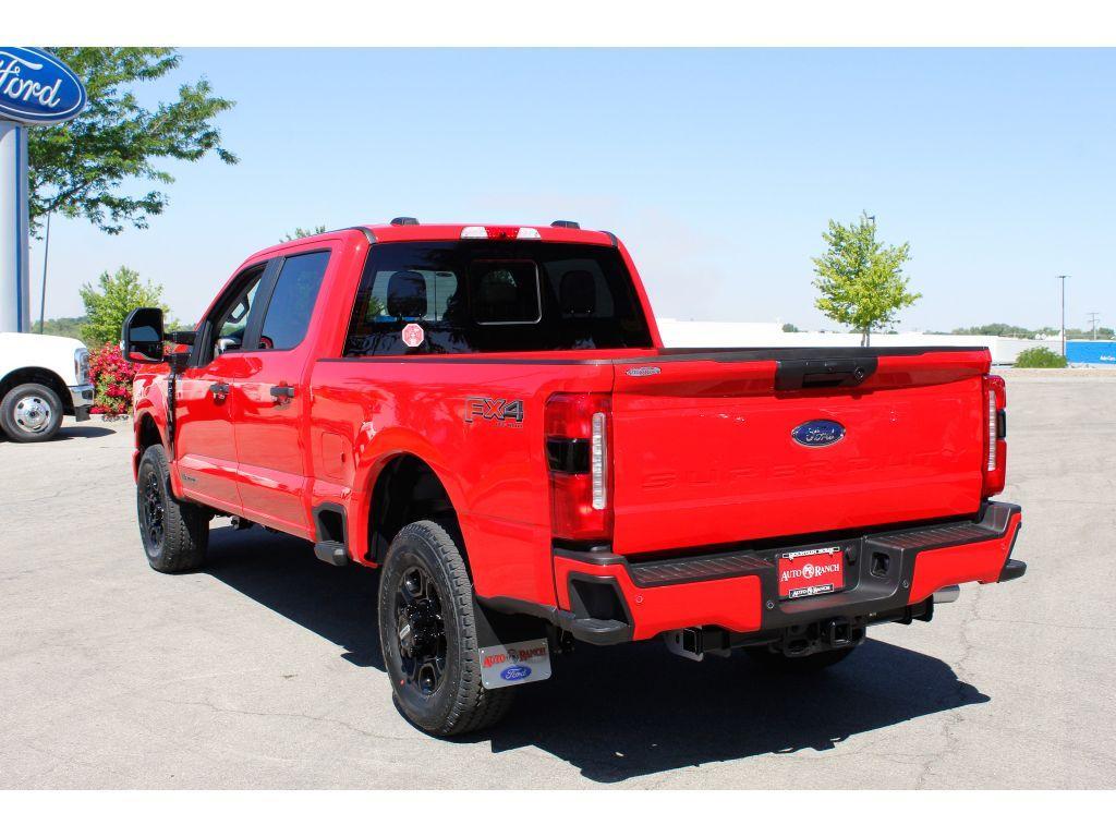 new 2025 Ford F-250 car, priced at $62,500
