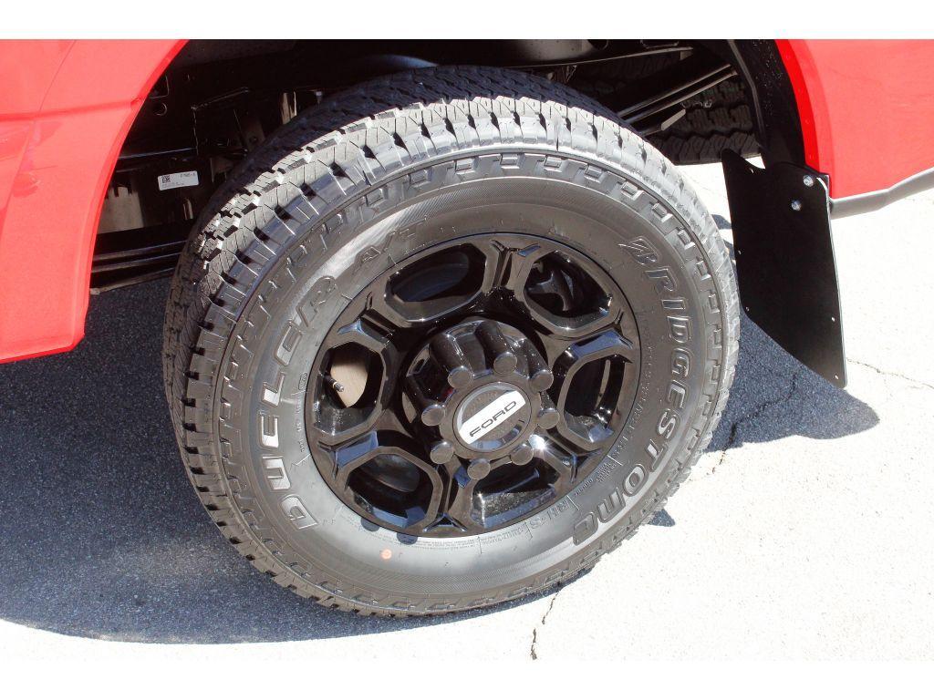new 2025 Ford F-250 car, priced at $62,500