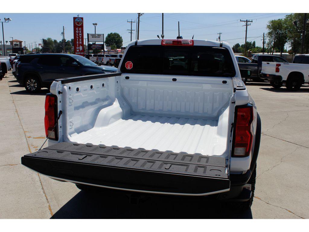 new 2025 Chevrolet Colorado car, priced at $43,000