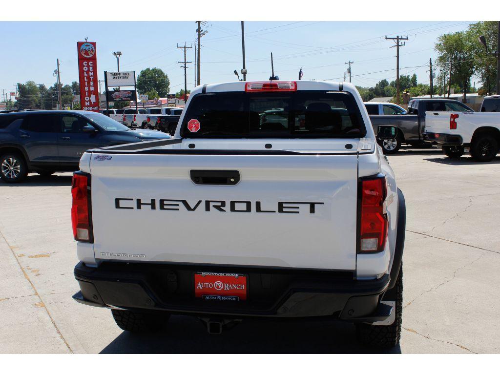 new 2025 Chevrolet Colorado car, priced at $43,000