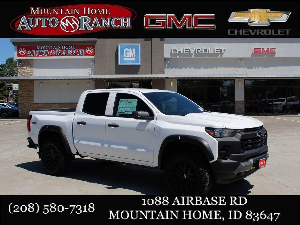 new 2025 Chevrolet Colorado car, priced at $43,000
