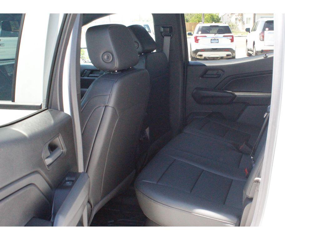 new 2025 Chevrolet Colorado car, priced at $43,000