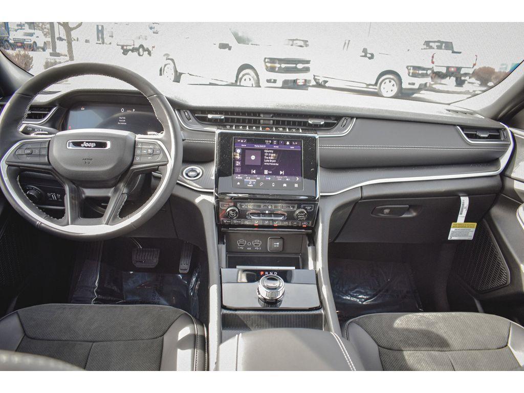 new 2025 Jeep Grand Cherokee L car, priced at $41,500