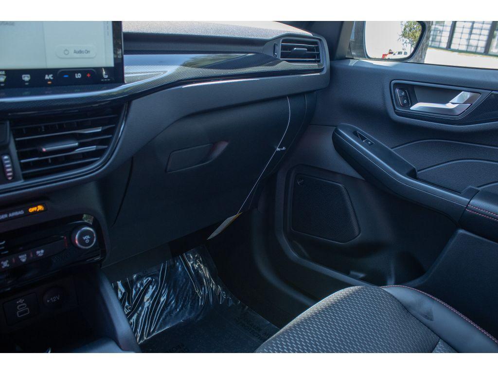 new 2025 Ford Escape car, priced at $37,500