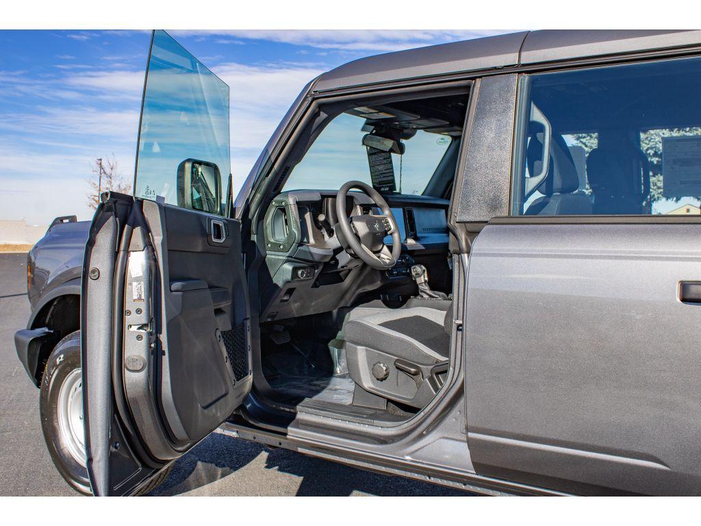 new 2025 Ford Bronco car, priced at $40,450