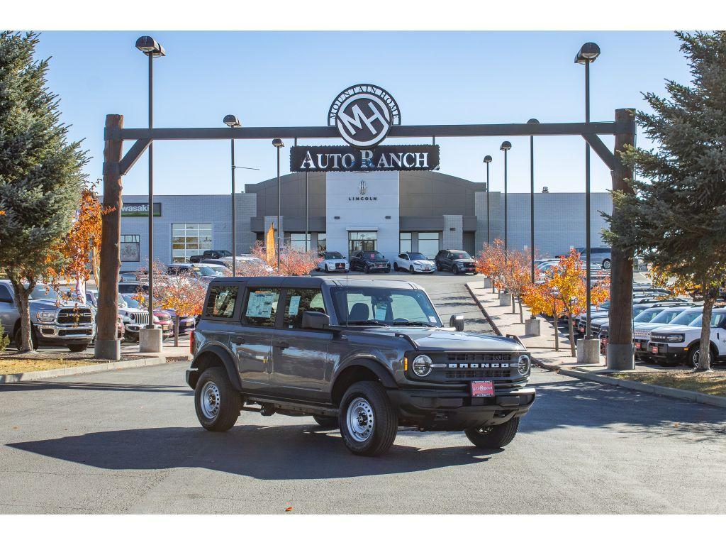new 2025 Ford Bronco car, priced at $40,450