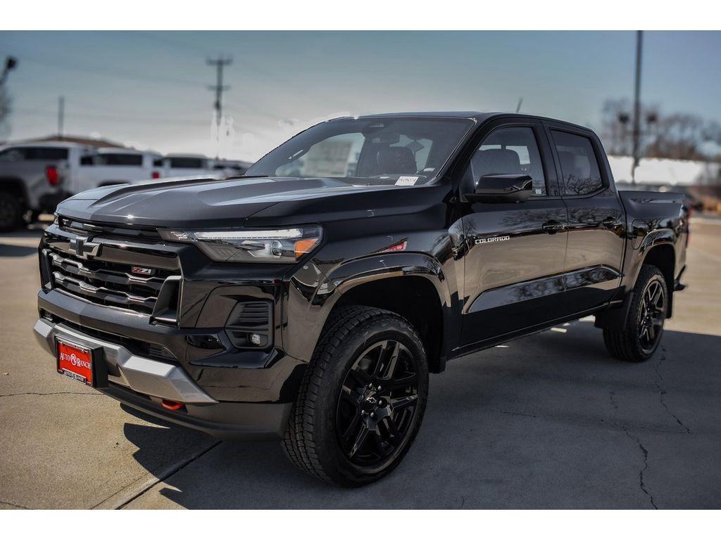 new 2025 Chevrolet Colorado car, priced at $46,000