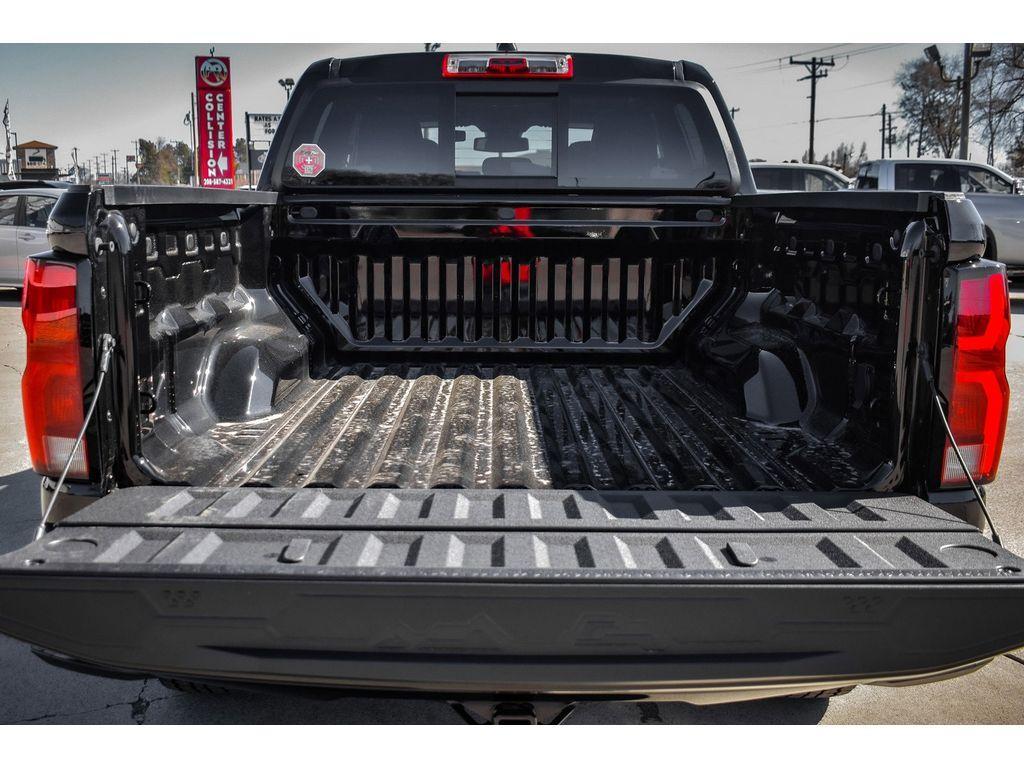 new 2025 Chevrolet Colorado car, priced at $46,000