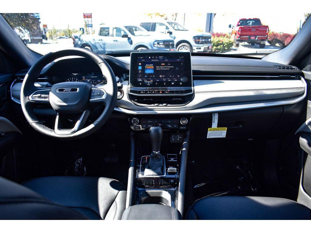 new 2025 Jeep Compass car, priced at $29,000