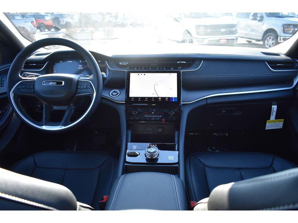 new 2025 Jeep Grand Cherokee L car, priced at $44,500