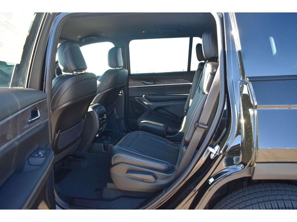 new 2025 Jeep Grand Cherokee L car, priced at $44,500