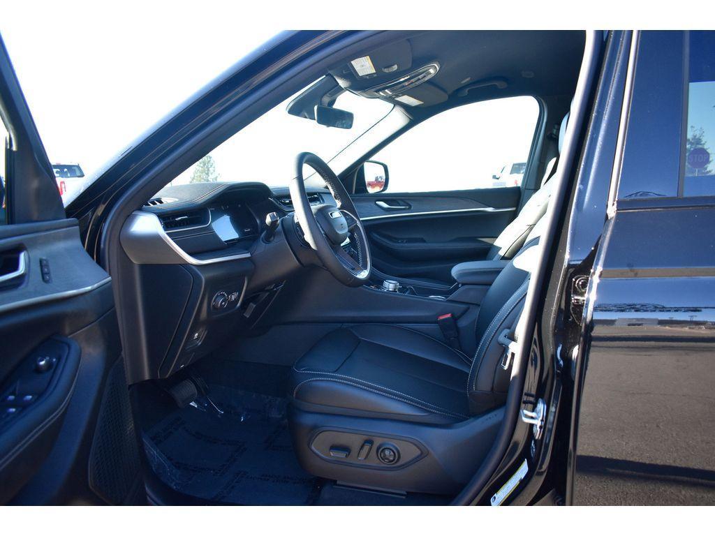 new 2025 Jeep Grand Cherokee L car, priced at $44,500