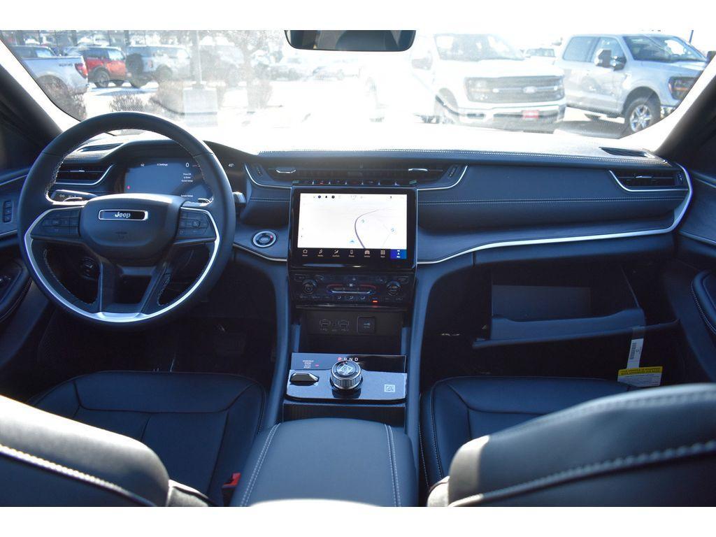 new 2025 Jeep Grand Cherokee L car, priced at $44,500